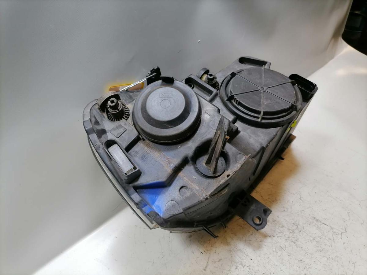 VW Polo 9N3 original Scheinwerfer vorn links Halogen Bj.2006